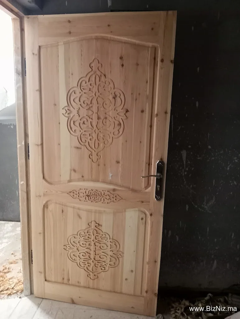 MENUSIER DE BOIS OU MDF