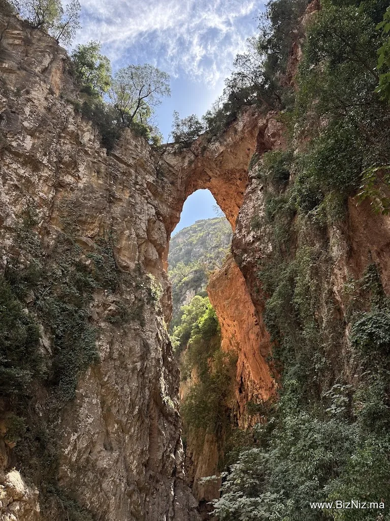 قنطرة ربي God's bridge Canyon | ⵄⴰⵏⴷⴰⵔⵜ ⵏ ⵔⵓⴱⴱⵉ