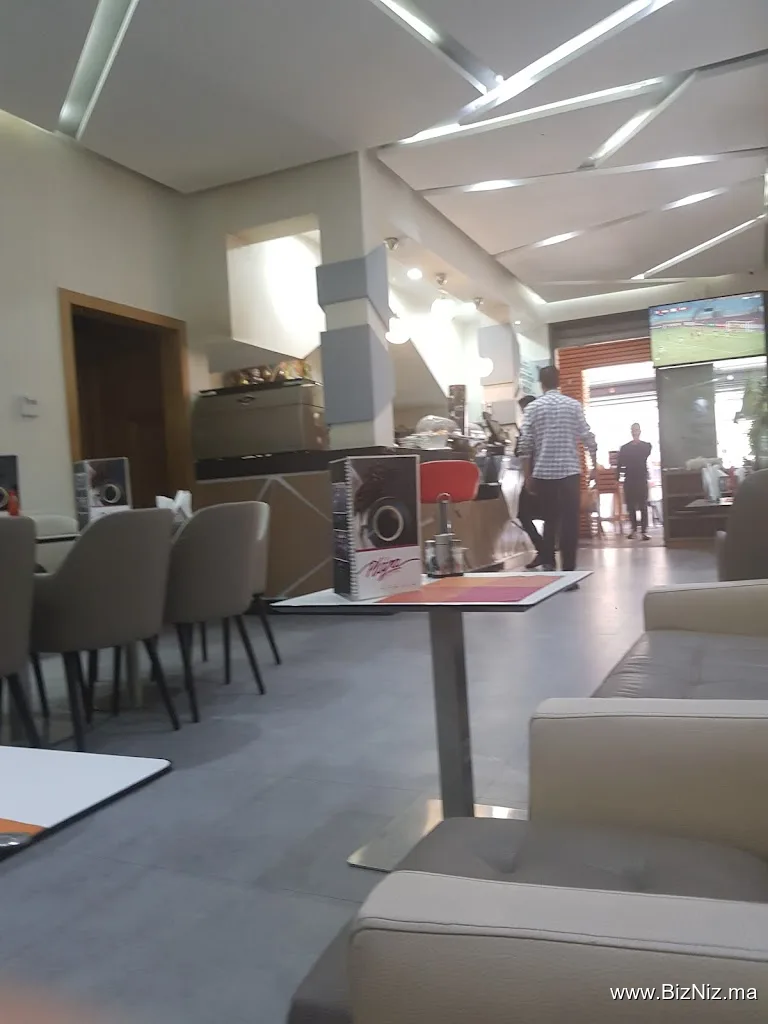 Café Snack Sky Plaza