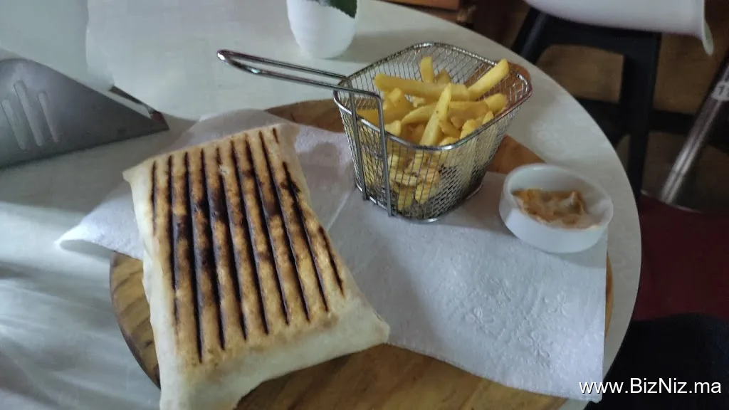 Café Snack Sky Plaza