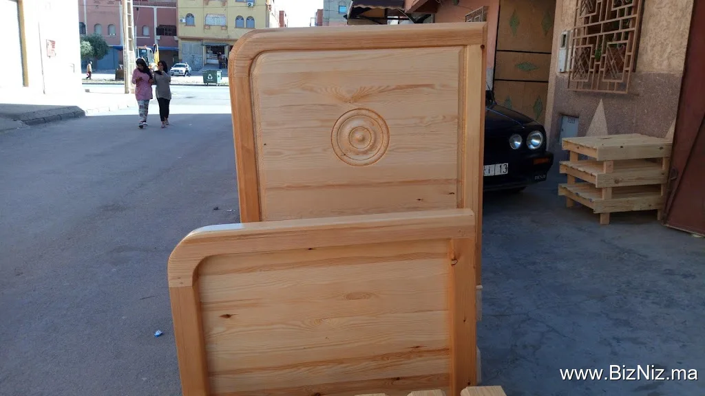 نجارة الخشب العصري