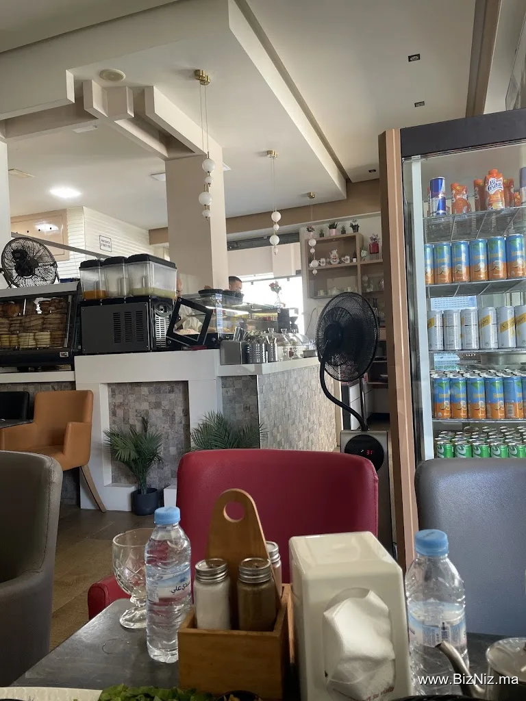 Aji DouQ : Café & Restaurant