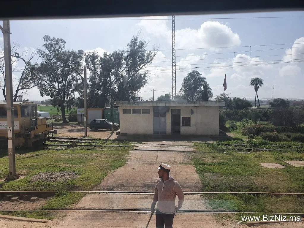 gare ferroviaire bouguedra