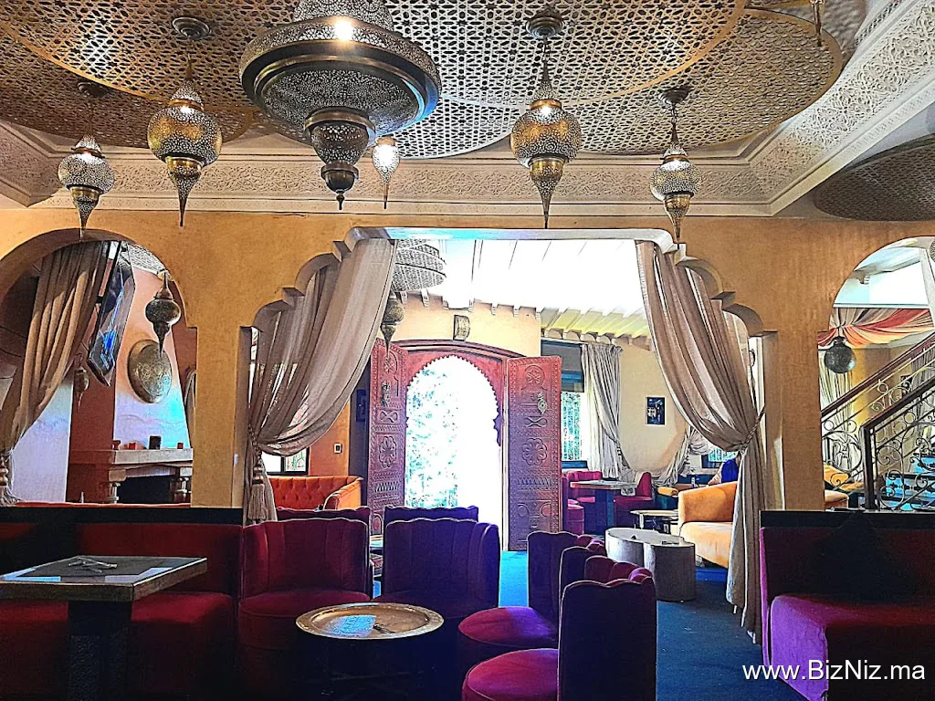 Café la maison beige