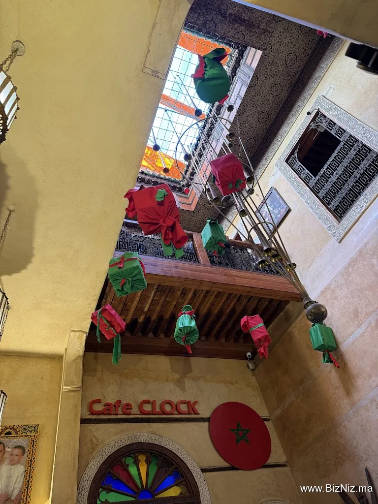 Cafe Clock