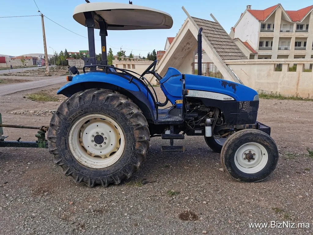 The center of buying and selling agricultural machinery