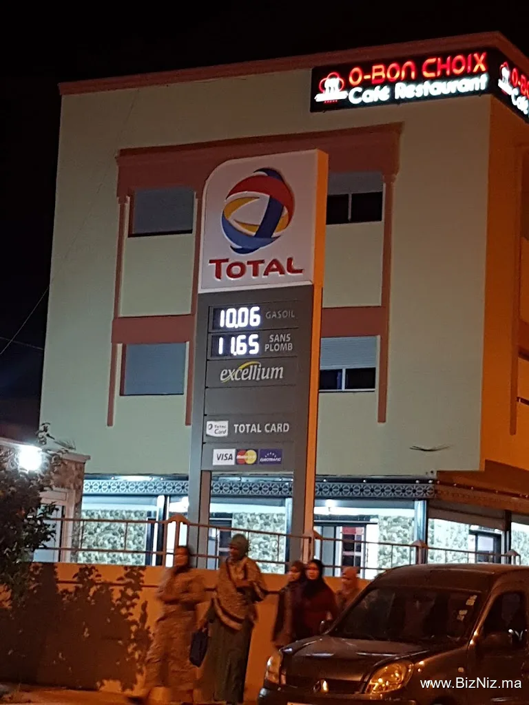 Total service station Missour