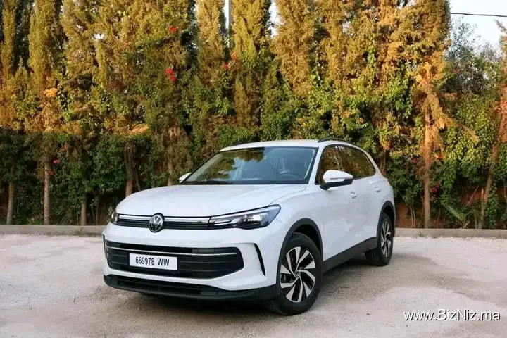 تأجير السيارات
