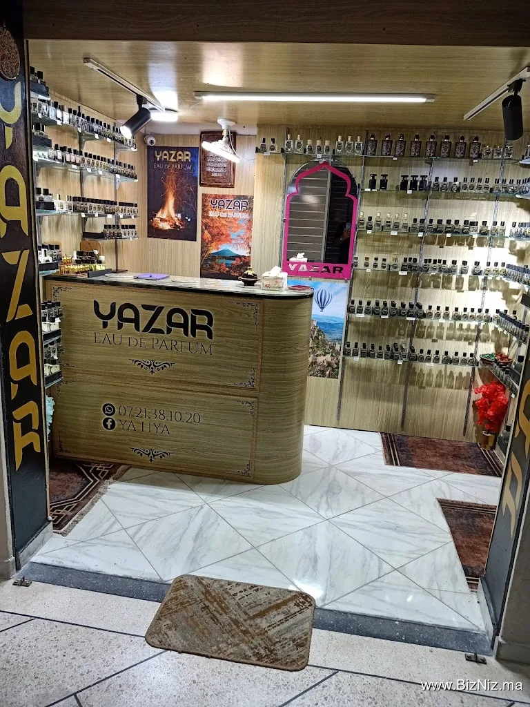 Yazar