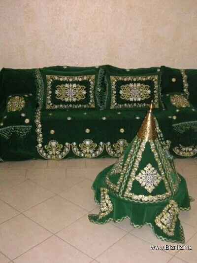 Alkhoyot satiaa الخيوط الساطعة