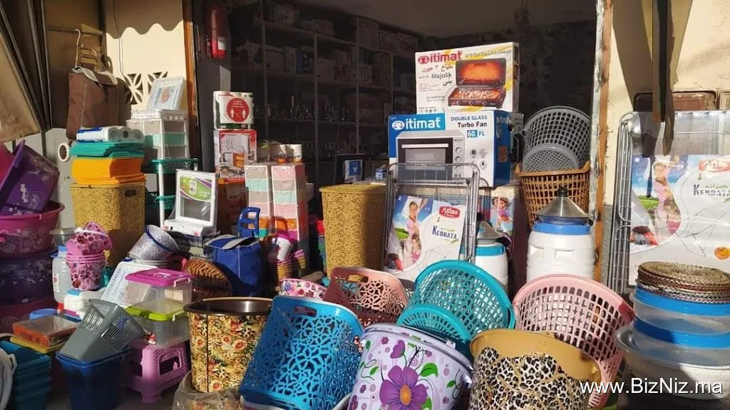 Yassine Aroussi : Plastique et Produits de Nettoyage