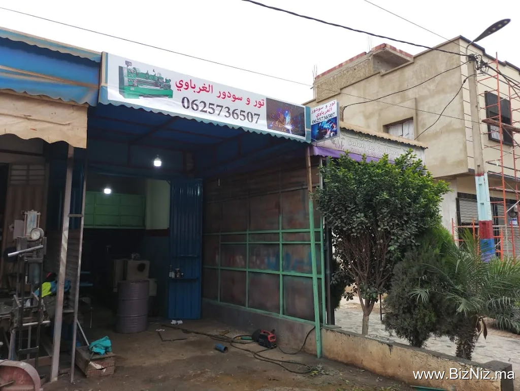 Soudeur et tour elgharbawi
