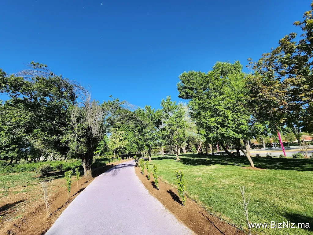 PARC DE JEUX