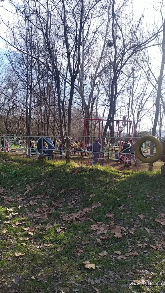 PARC DE JEUX