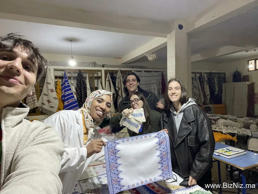 Women carpets cooperative Andaz Nouska